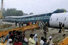 Muzafarpur-Yashwantpur Express derailed: Atleast two dead